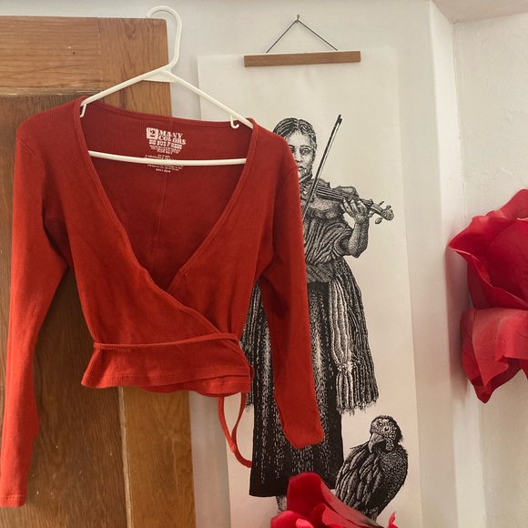 Big Bud Press wrap top in Paprika - Picture 2 of 5